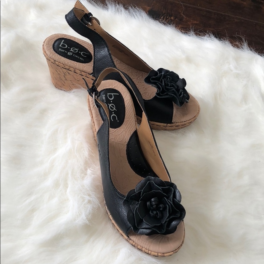 Born BOC black flower cork wedges